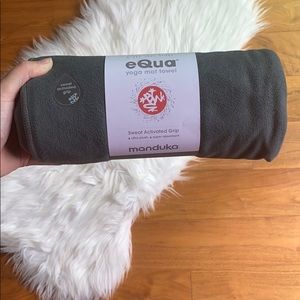 Manduka Yoga Towel brand new